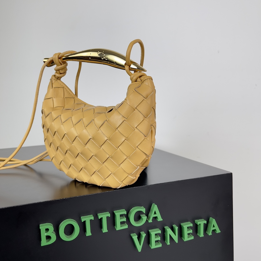 Bottega Veneta Hobo Bags